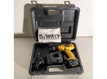 Dewalt Screwgun With Charger