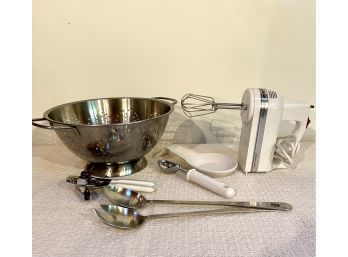 Kitchen - Farberware, Kitchen Aid Mixer, Swing Away