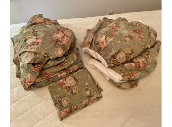 Ralph Lauren Twin Bedding With Skirts