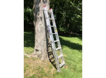 Fantastic Like New 16' Foot Aluminium Extension Ladder By LOUISVILLE LADDERS - Great Condition