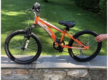 VERY Cool Boys / Kids 20' DIAMOND BACK - COBRA 20 BMX Bike - Very Good Condition -