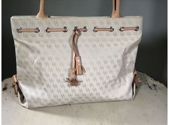 Beautiful DOONEY & BOURKE Beige / Tan Bag With DB Print With Vachetta Leather Trim - VERY NICE BAG