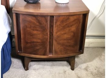 Fantastic Original Vintage KENT COFFEY - PREDICTA Night Stand - End Table - FANTASTIC TABLE ! (1 Of 2)