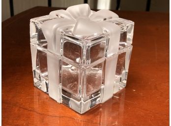 Wonderful TIFFANY & Co. Crystal - Tiffany Box - VERY Hard To Find Piece - Discontinued 20 Years Ago