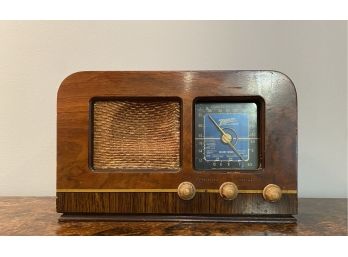 Vintage Zenith Wood Tube Radio