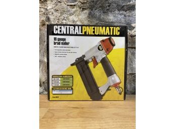 Central Pneumatic 18 Gauge Brad Nailer - NIB