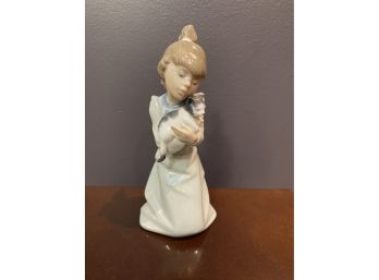 LLADRO - Young Girl With Cat