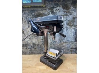 Central Machinery 5 Speed Benchtop Drill Press