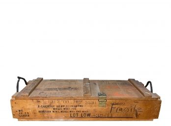 Vintage  - Howitzer M2A1 Canon Ammunition Crate