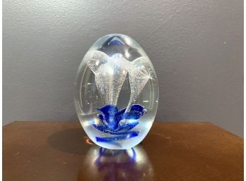 Beautiful Art Glass Egg Shaped Paper Weight