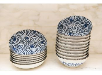 Seven Jo Ellen Designs Japanese Made Porcelain Salad Bowls And Ten Soup Bowls In Blue Light Curl Pattern