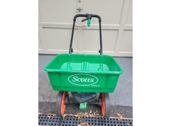 Scotts Turf Speader