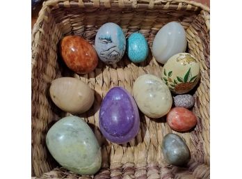 A Basket Of 12 Marble And Wood Eggs -polished Marble & Hand Painting On Two