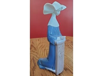 Lladro ' Meditation - Blue' Hand- Made In Spain Kneeling Praying Nun No. 5502. Comes With Original Lladro Box