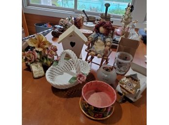 Country & Flowers Lot Of Treasures