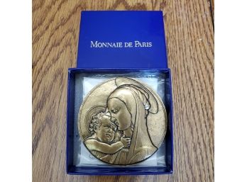 Monnaie De Paris Bronze Medallion Of The Holy Mother & Jesus. With Stand & In Its Original Presentation Box