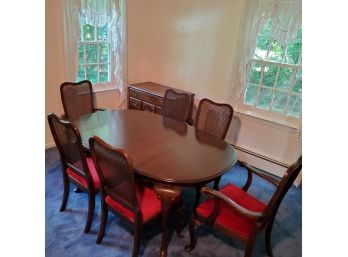 Vintage Ethan Allen Mahogany Dining Room Table Queen Anne Legs - 6 Chairs & 2 Leaves & Extra Protective Pads