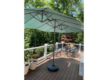 Large Triple Patio Umbrella W Stand