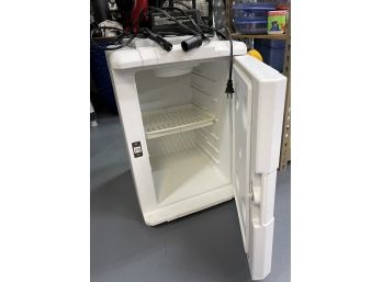 Portable Car/RV Refrigerator