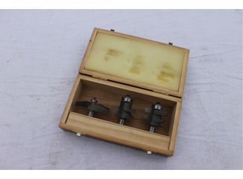 Set Of Cascade Carbide Raised Panel Door Rail And Style Router Bits With Case