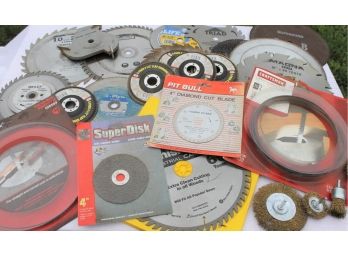 Large Lot Of Various Saw Blades And Grinding Discs