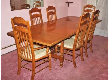 Vintage Thomasville Homecoming Oak Dining Table Four Side Chairs, Two Captain Chairs & Two Leaf's