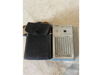 Deluxe Valiant Six Transistor Radio With Case