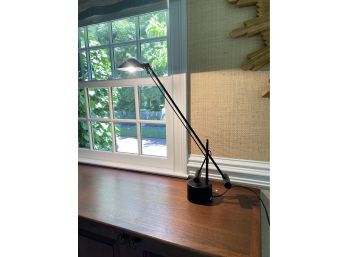 Underwriters Laboratories Halogen Desk Lamp W Adjustable Arm - Black