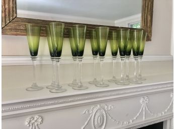 Gorgeous Set Of 12 Green Long Stem Champagne Flutes