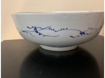 Blue & White Deep Bowl Maker On Back