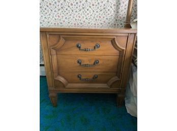 Set Of 2 Nightstands