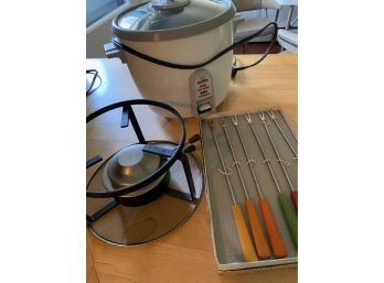 Lot Of Kitchen Items - Zojirushi Rice Cooker, Fondue Pot & Forks