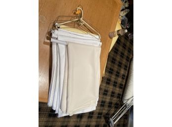 5 Assorted Table Linens