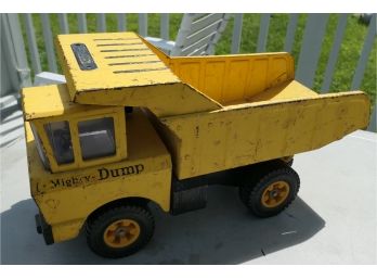 VINTAGE Tonka 'MIGHTY DUMP TRUCK' All Metal - 18' Truck