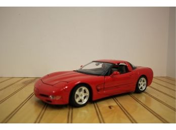 Pre Owned Burago 1997 Red Chevrolet Corvette 1:18 Scale Diecast Model Car