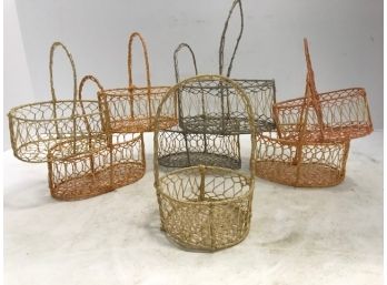 Lot Of Miniature Straw Baskets