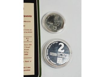 1983 Israel Hanukkah From Prague 2 Coin Set Coins Of Israel  (850) SILVER