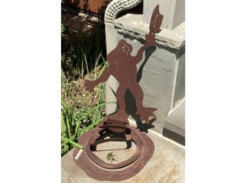 Cute Rusted Tin Frog Sculpture