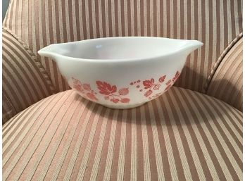 Vintage Pyrex 2 1/2 Quart #443 Mixing Bowl