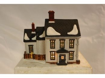 Department 56 New England Village Series Jannes Mullet Amish Farm House