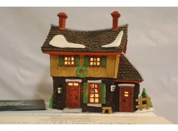 Department 56 New England Village Series Sleepy Hollow Ichabod Crane's Cottage