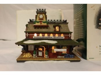 Department 56 New England Village Series Susquehanna Station