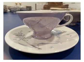 Very Pretty! Crystalline White And Lilac Lot Of 12 Tea Cup And Saucer