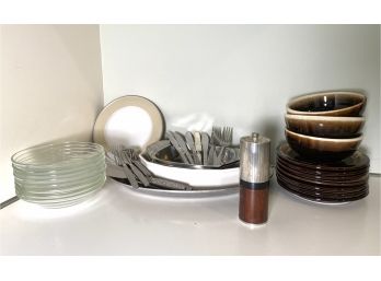 50 Piece Collection Of Assorted Kitchware