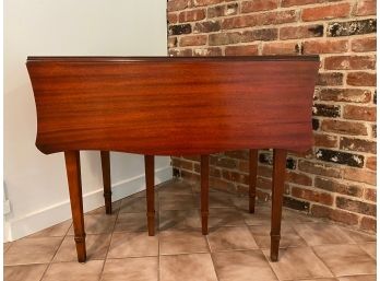 Vintage Mahogany Drop Leaf Table - Cherry Mahogany Finish