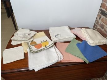 Collection Of Beautiful Vintage Linens - 50  Pieces