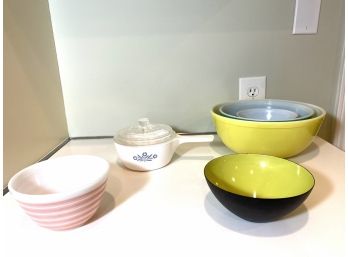 Vintage Pyrex Bowl Collection