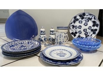 Fabulous 15 Piece Collection Of Blue Serving Ware