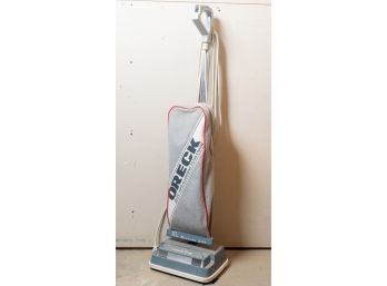 Oreck XL Vacuum Cleaner