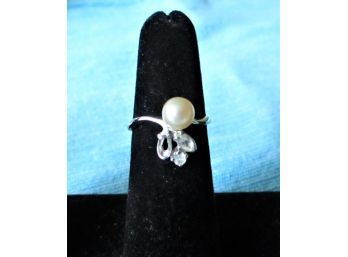 Jewelry - Single 'Pearl' Ring